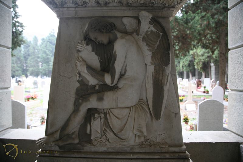 Кладбище в Генуе